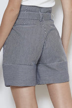 Load image into Gallery viewer, Stripe Short Pants