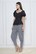 Load image into Gallery viewer, Cotton Top With Belt