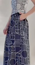 Load and play video in Gallery viewer, Geometric sleeveless top