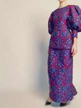 Load and play video in Gallery viewer, Aeni Brocade Puff Sleeve Kurung
