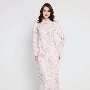 Sara Eyelet Kurung