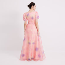 Load image into Gallery viewer, Nur Short Sleeves Dress
