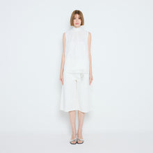 Load image into Gallery viewer, SLEEVELESS LACE TOP
