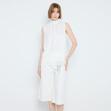Load image into Gallery viewer, SLEEVELESS LACE TOP

