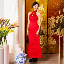 Load image into Gallery viewer, Li Hua Scallop Qipao
