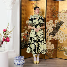 Load image into Gallery viewer, Li Yi Tangling Cape
