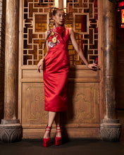 Load image into Gallery viewer, Mei Huā Floral Satin Midi Dress
