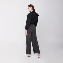 Load image into Gallery viewer, Eyelet Long Pants
