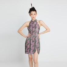 Load image into Gallery viewer, Ru Yi Cheongsam
