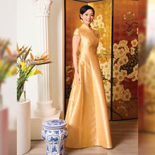 Load image into Gallery viewer, Crystal Qipao Dress
