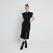 Load image into Gallery viewer, Feng Qi Skirt **PRE-ORDER**
