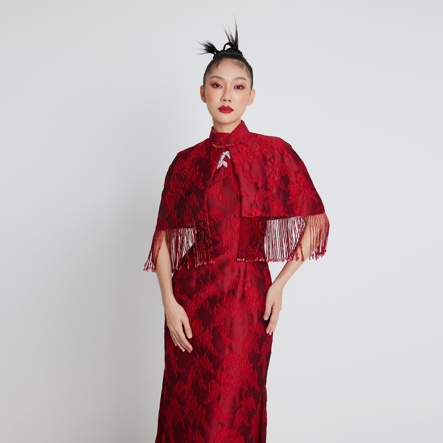Xue Ke Tassel Cape