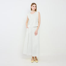 Load image into Gallery viewer, Sleeveless Top and Skirt Set
