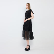 Load image into Gallery viewer, LACE MIDI DRESS
