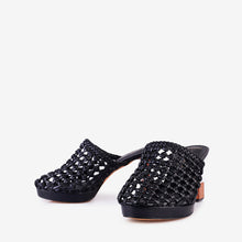 Load image into Gallery viewer, LEWRE MAGRE HEELS
