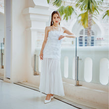 Load image into Gallery viewer, 3D FLORAL TUBE DRESS
