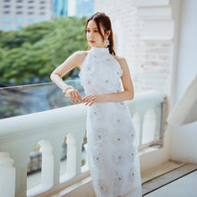 Load image into Gallery viewer, 3D FLORAL HALTER DRESS
