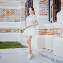 Load image into Gallery viewer, LACE CROP TOP
