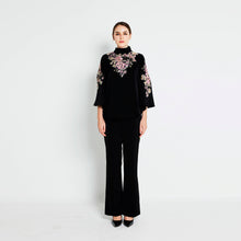 Load image into Gallery viewer, Aresa Beaded Top &amp; Pants
