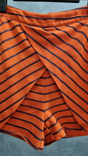 Load image into Gallery viewer, Striped Shorts
