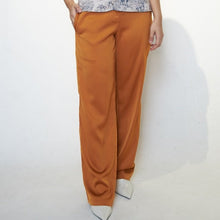 Load image into Gallery viewer, High Waisted Long Pant
