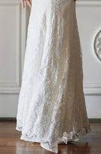 Load image into Gallery viewer, Jeslyn Trumpet Sleeve Beaded Lace Dress
